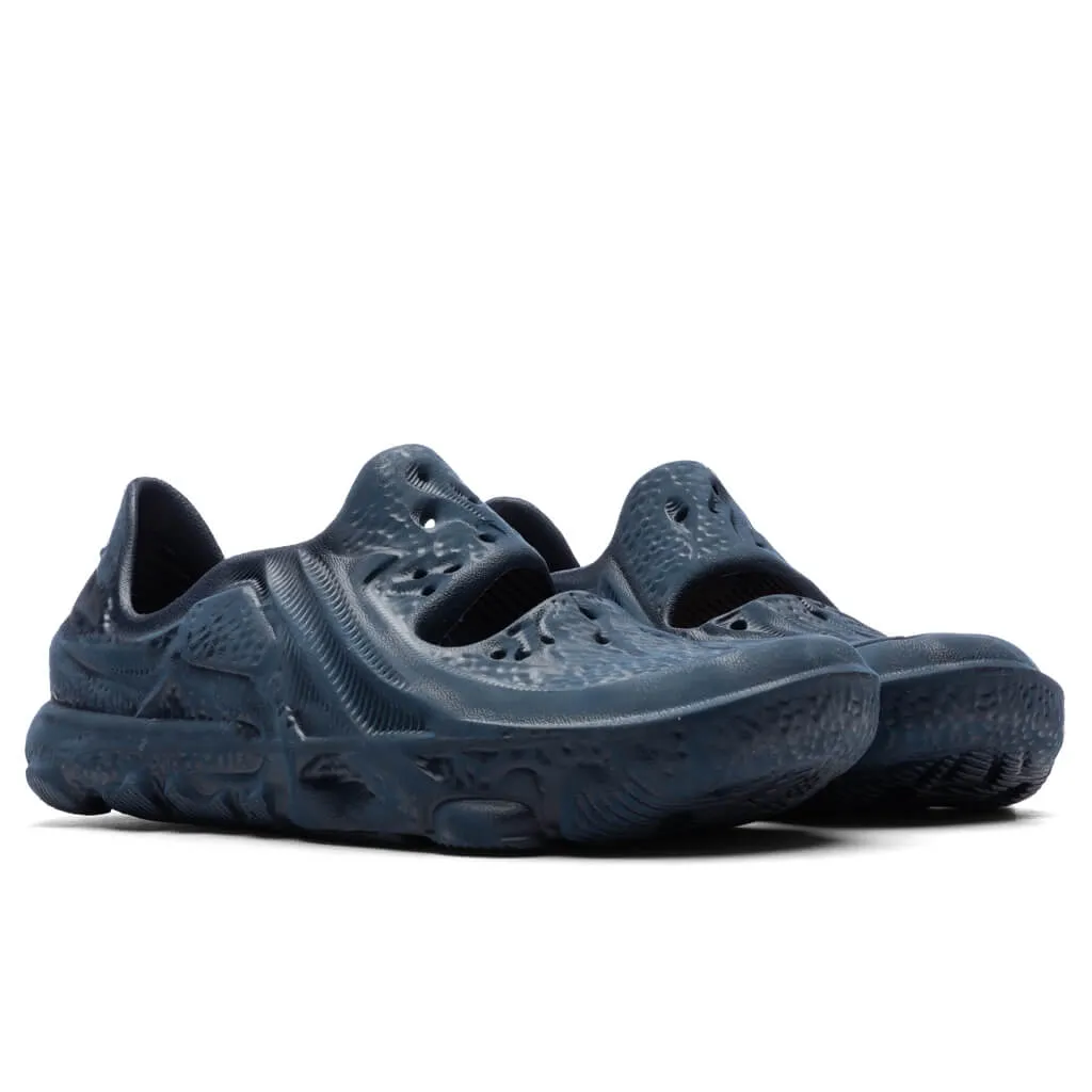 ISPA Universal - Midnight Navy/Midnight Navy