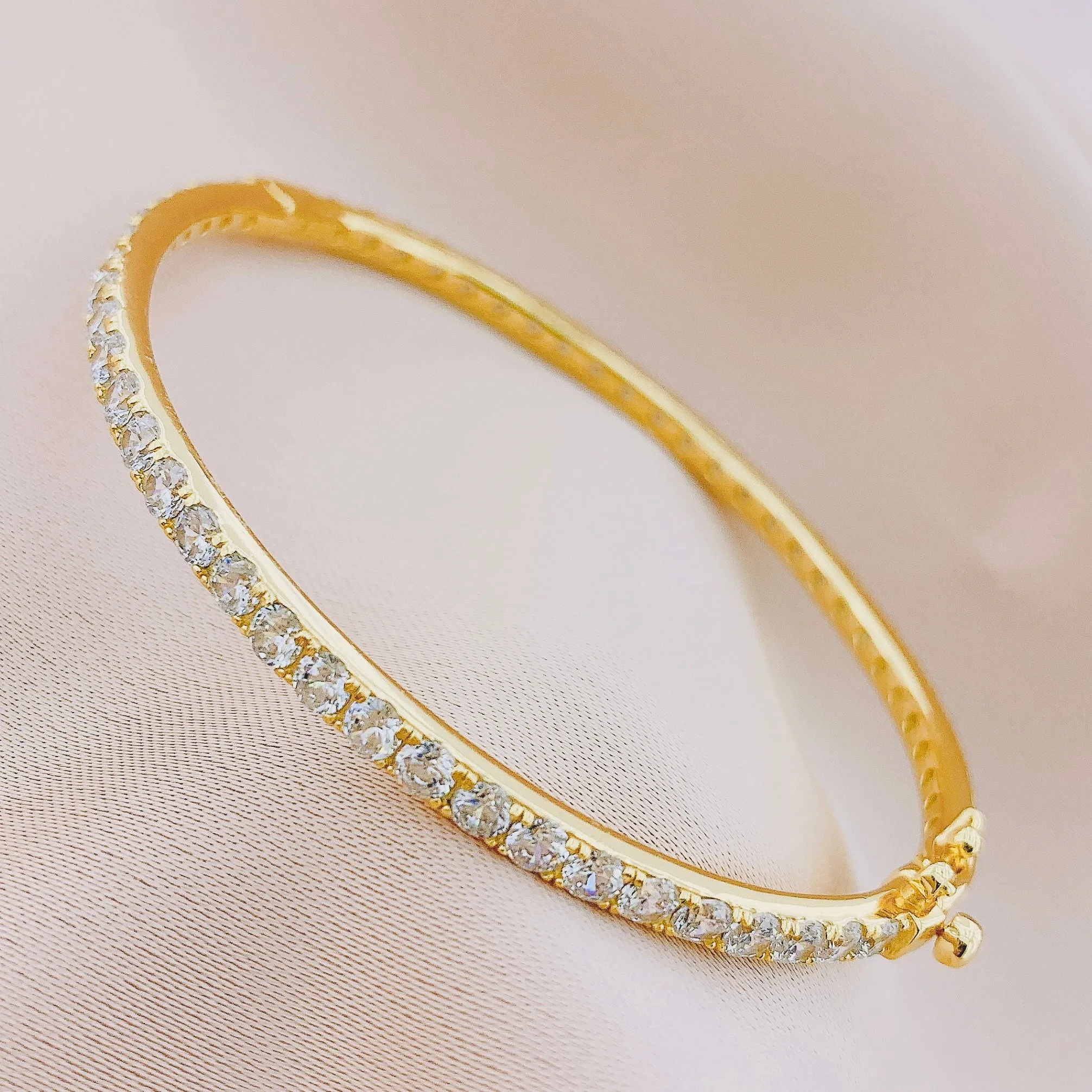 Women's Fashion CZ Bangle